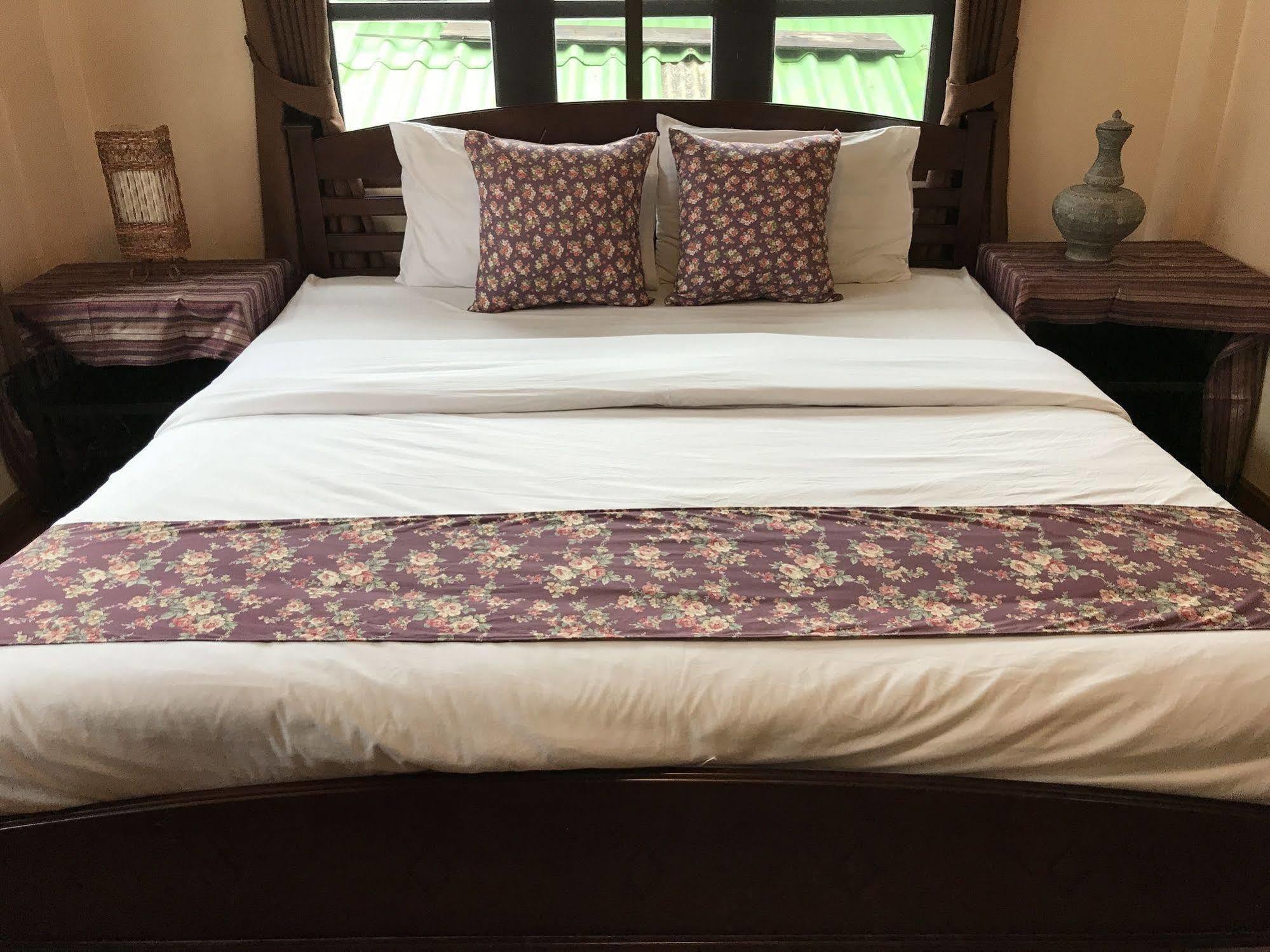 Baan Klang Vieng Курортный комплекс 3*